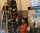 4-H Members And Adult Volunteers Decorate Hempstead County Courthouse Tree