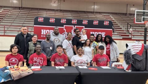 Five Hope Band Students Sign With Henderson State University Band