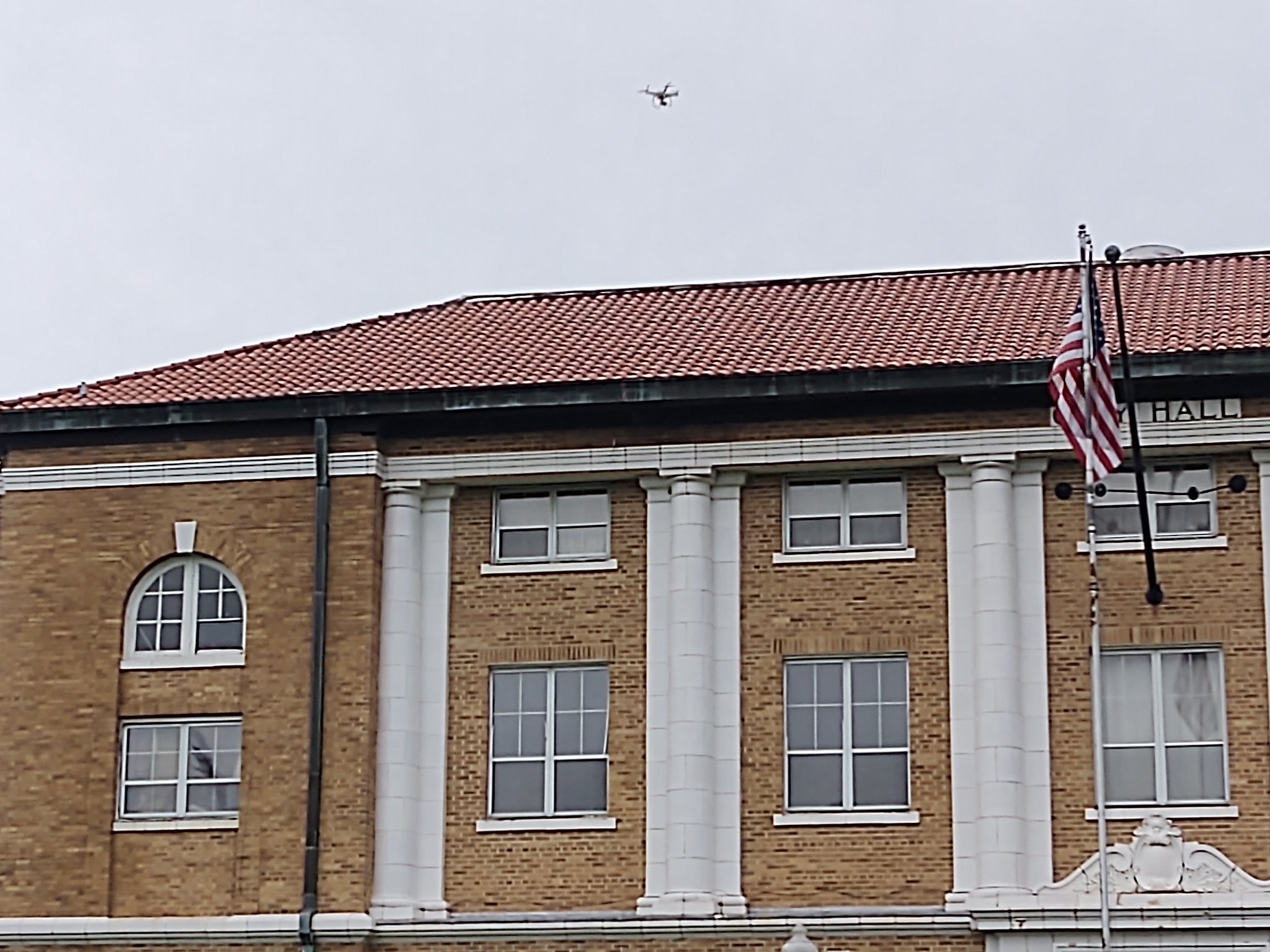 City Board approves resolution for sale by city of hospital interest to county