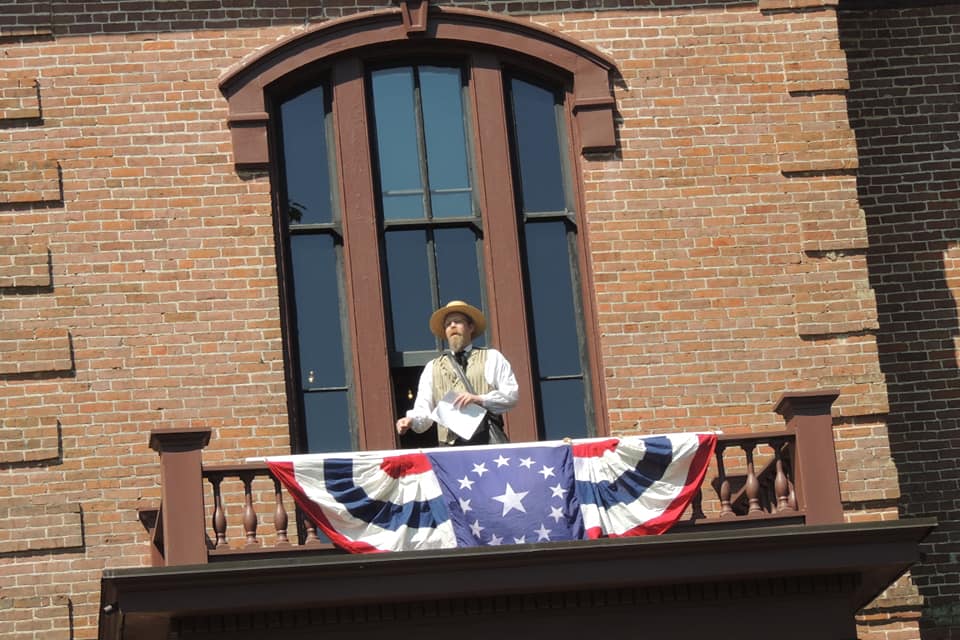 Josh Williams Reads “Declaration of Independence” at Washington For July 4th