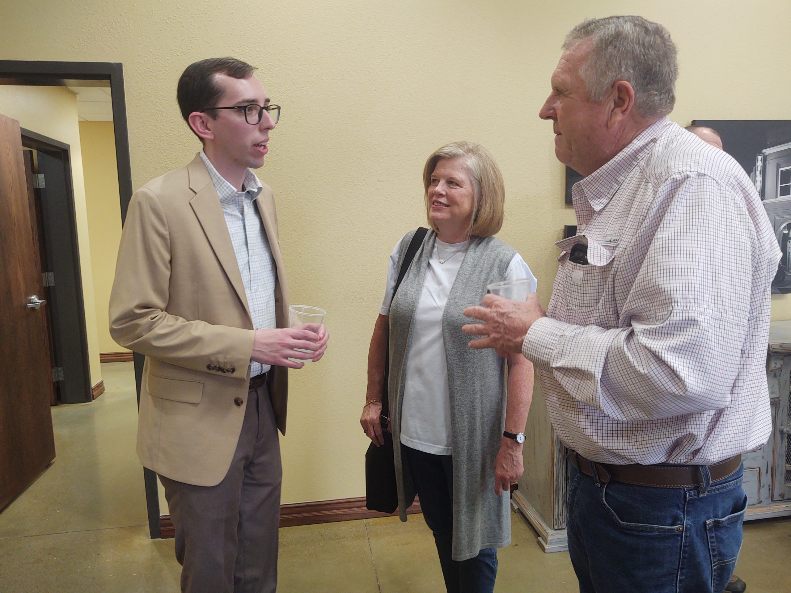 Prosecuting Attorney Candidate Holds “Meet & Greet”