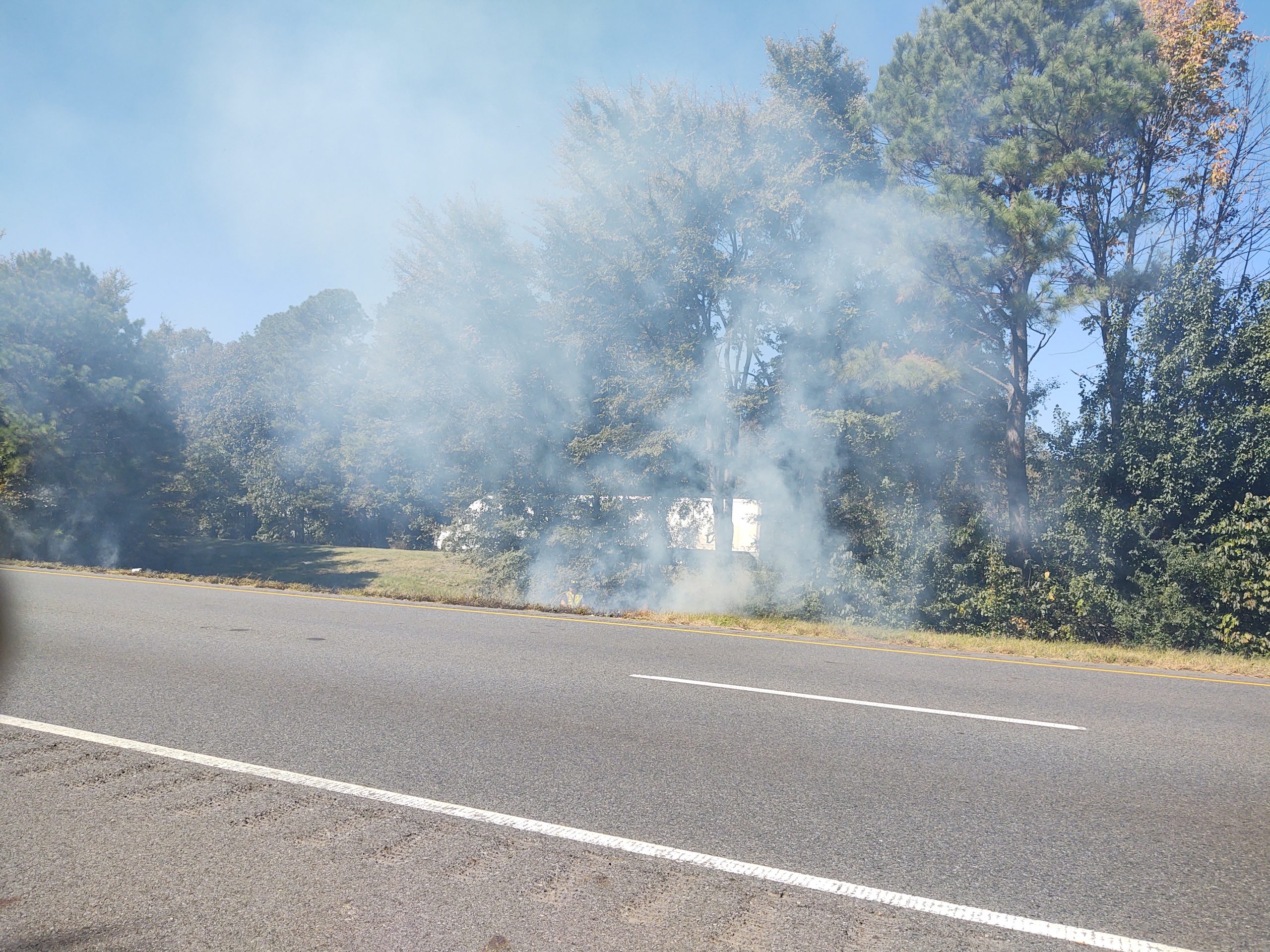 Hope Fire Department Responds To Grass Fire In I-30
