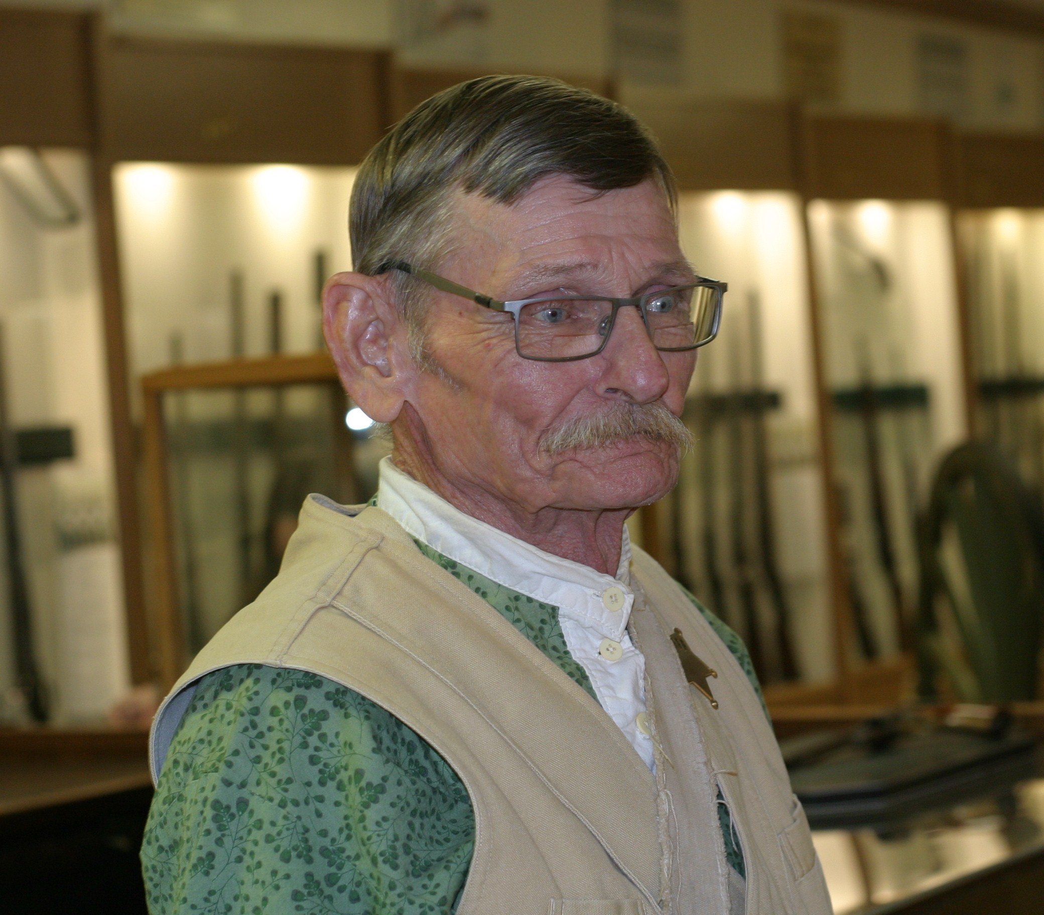 Faces Of Christmas & Candlelight