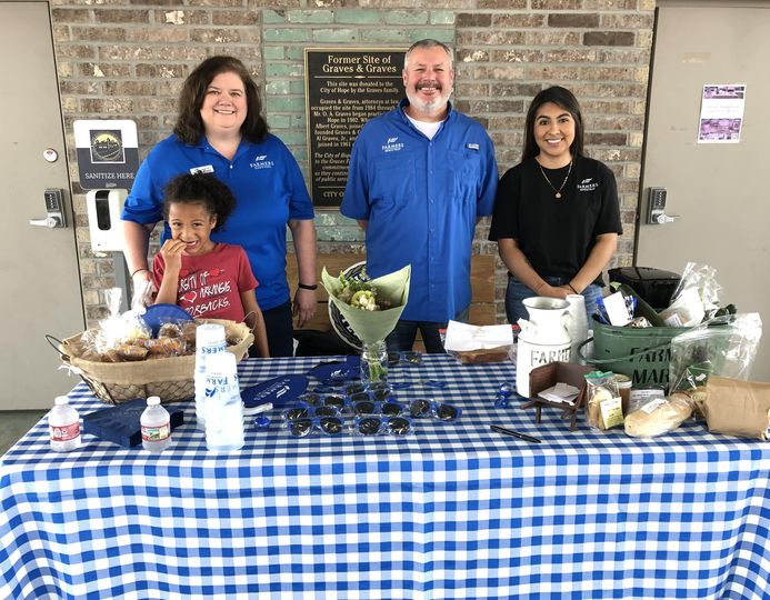Farmers Bank & Trust Sponsors Farmers Market Hospitality Table