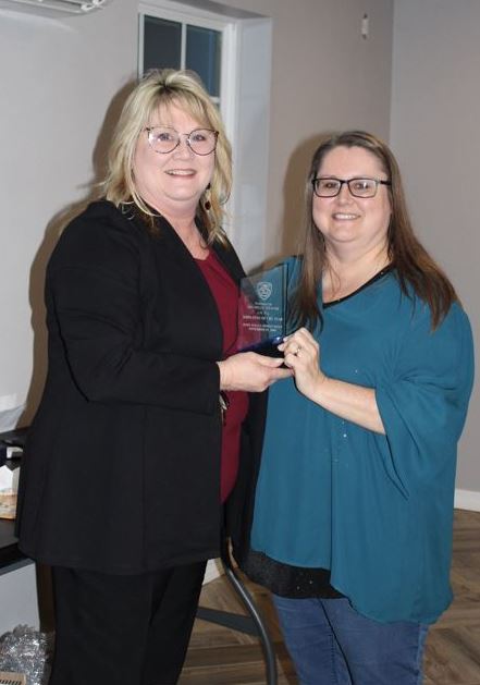 Michelle Weaver Named Hope Police Employee of the Year – Hope Prescott