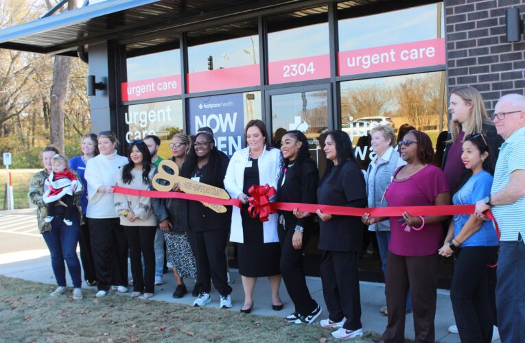 Chamber Cuts Ribbon for Fast Pace Urgent Care