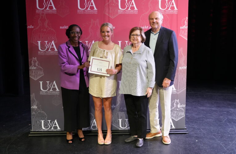 Apply now for UA Hope-Texarkana Foundation Scholarships
