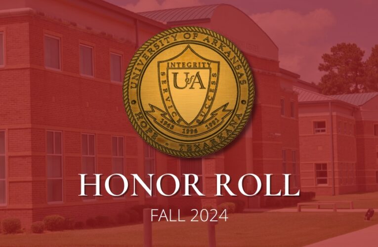 Fall 2024 Chancellor’s and Vice Chancellor’s Honors at UAHT