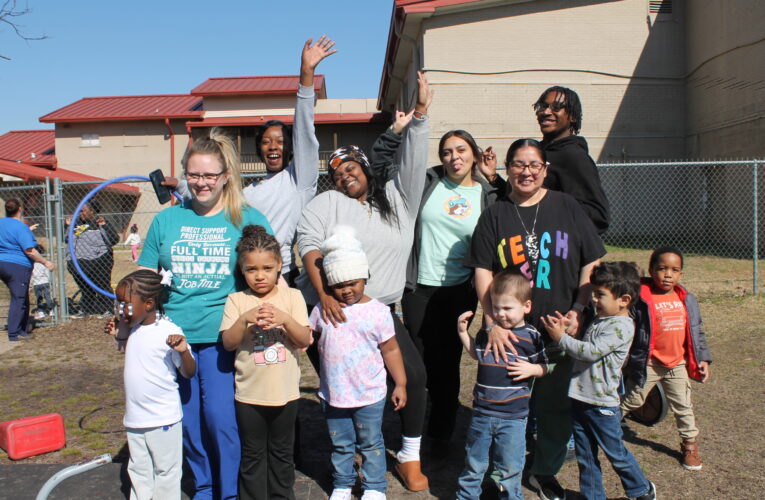 ROC kiddos enjoy spring-like weather