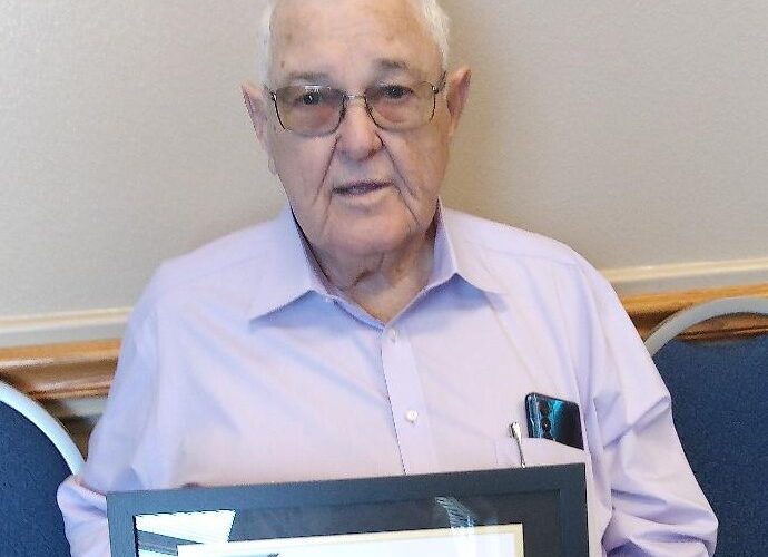 Dale Booker steps down as mayor of Emmet