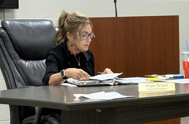 Community Voices and Policy Updates Shape Prescott School Board Meeting