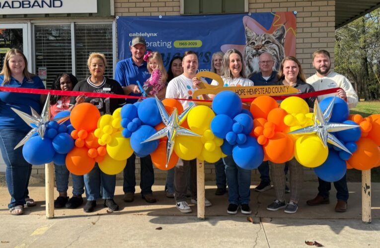 Cablelynx Broadband Celebrates Sixty Years in Hope with Ribbon-Cutting