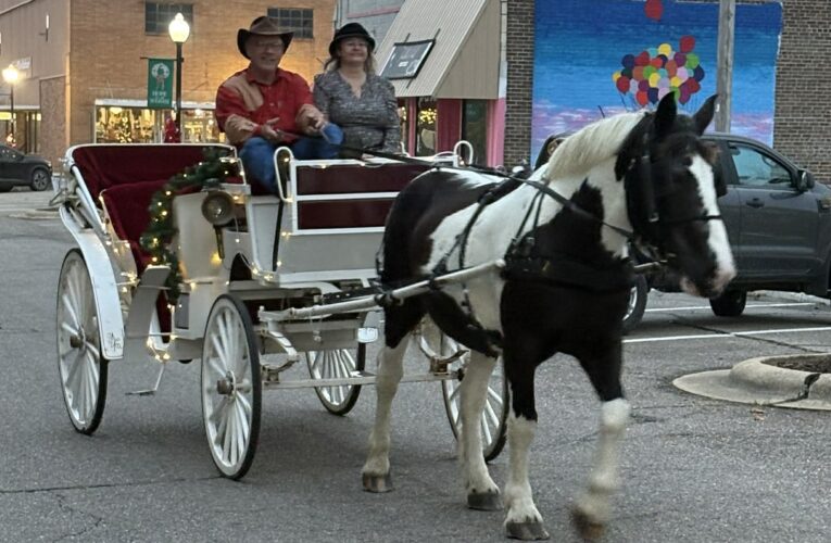 Holiday Lights Shine Bright in Downtown Hope for the Christmas Open House