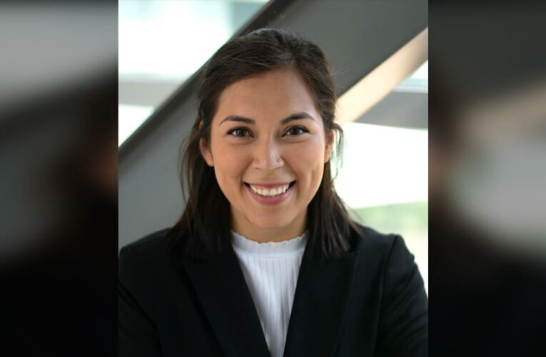 Bowen graduate earns Summa Cum Laude while balancing full-time work