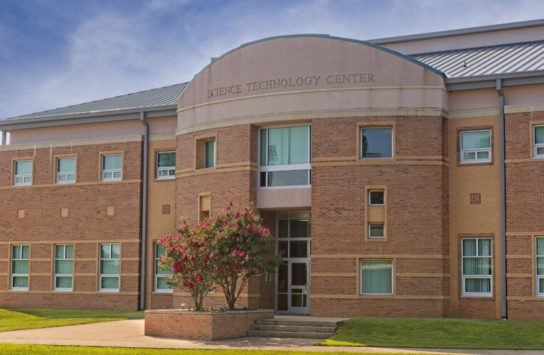 Apply now for the UA Hope Campus Licensed Practical Nursing Program