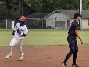 Nashville Scrappers Ease Past Bobcats